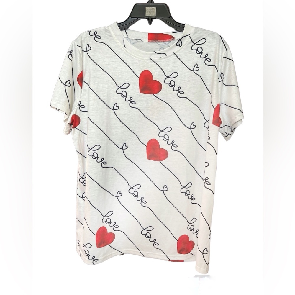 - Love Cream Top women’s Short Sleeve Sz XXL